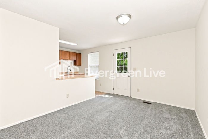 5738 Waynegate Rd – photo 5