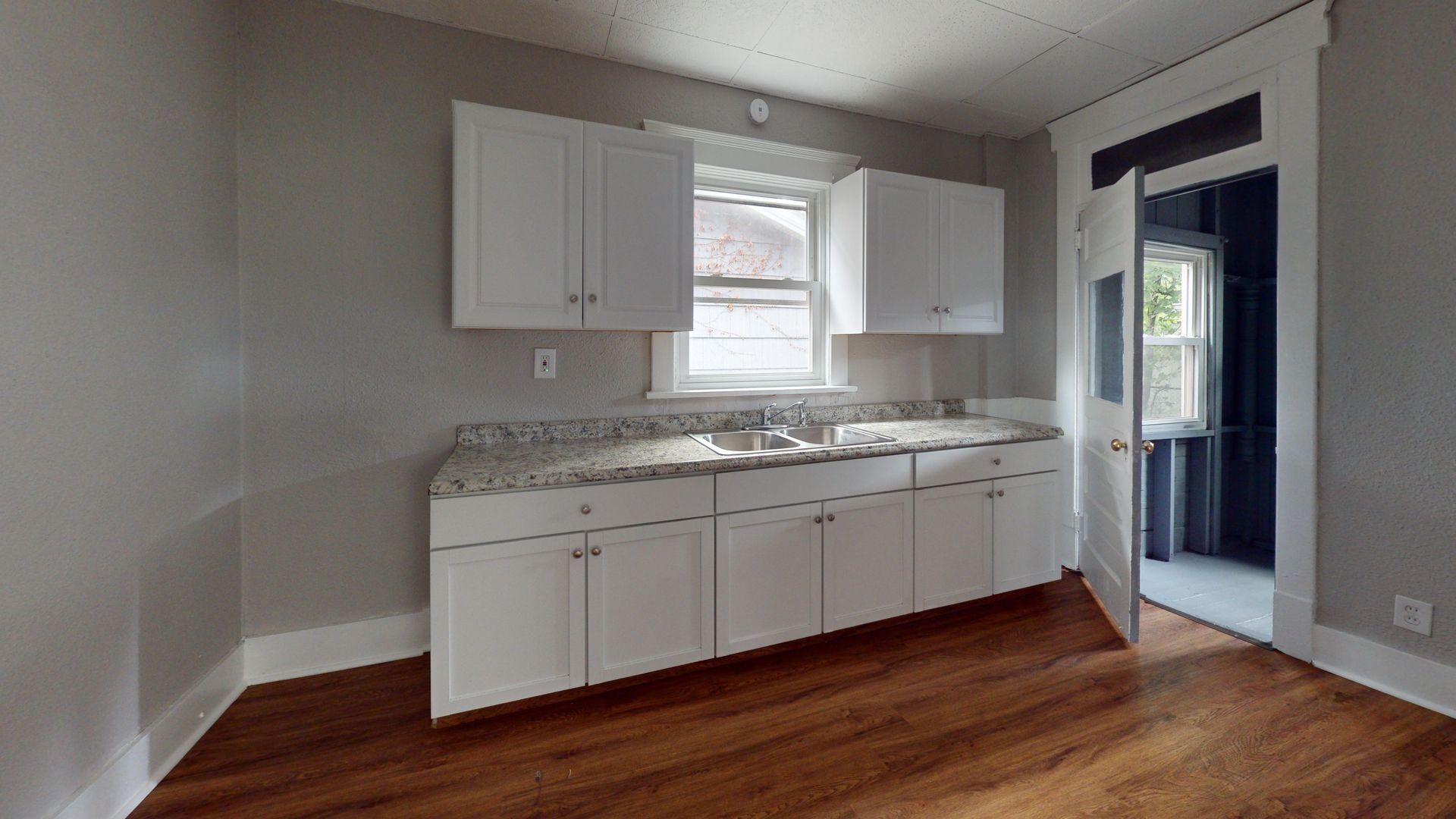 1021 Rex Ave NE – photo 3