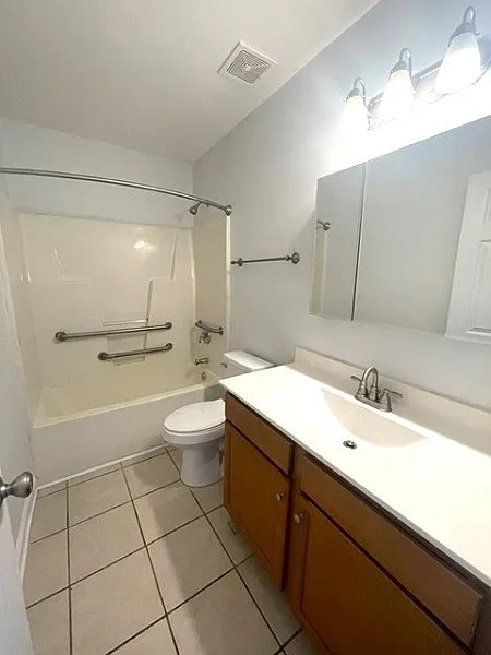 Riverview Apartments – photo 5