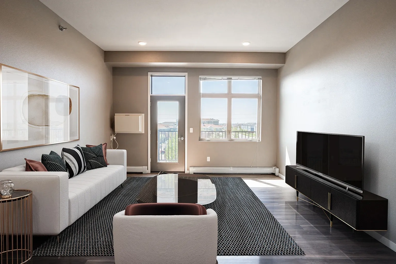 29 West – photo 3
