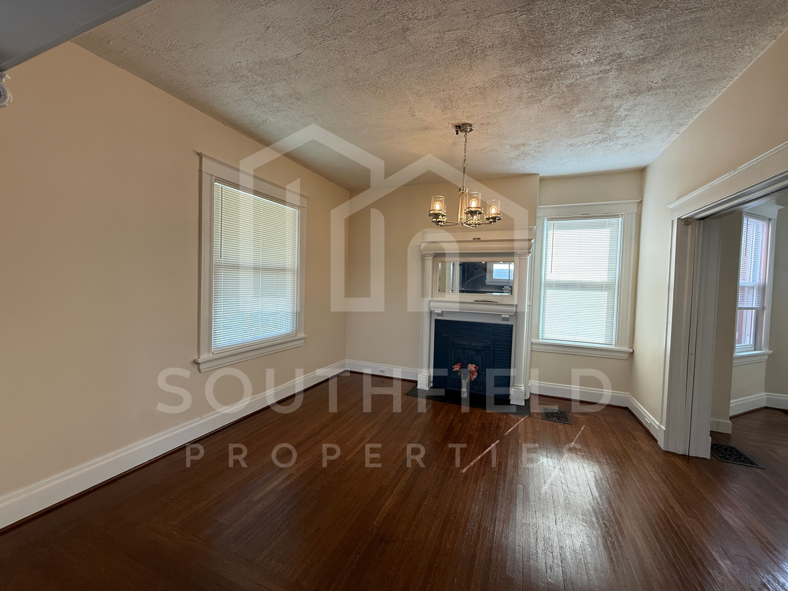 1537 Ruth Ave – photo 4