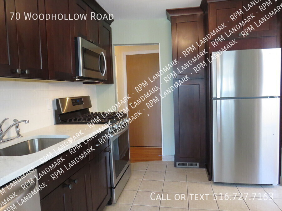 70 Woodhollow Rd – photo 2
