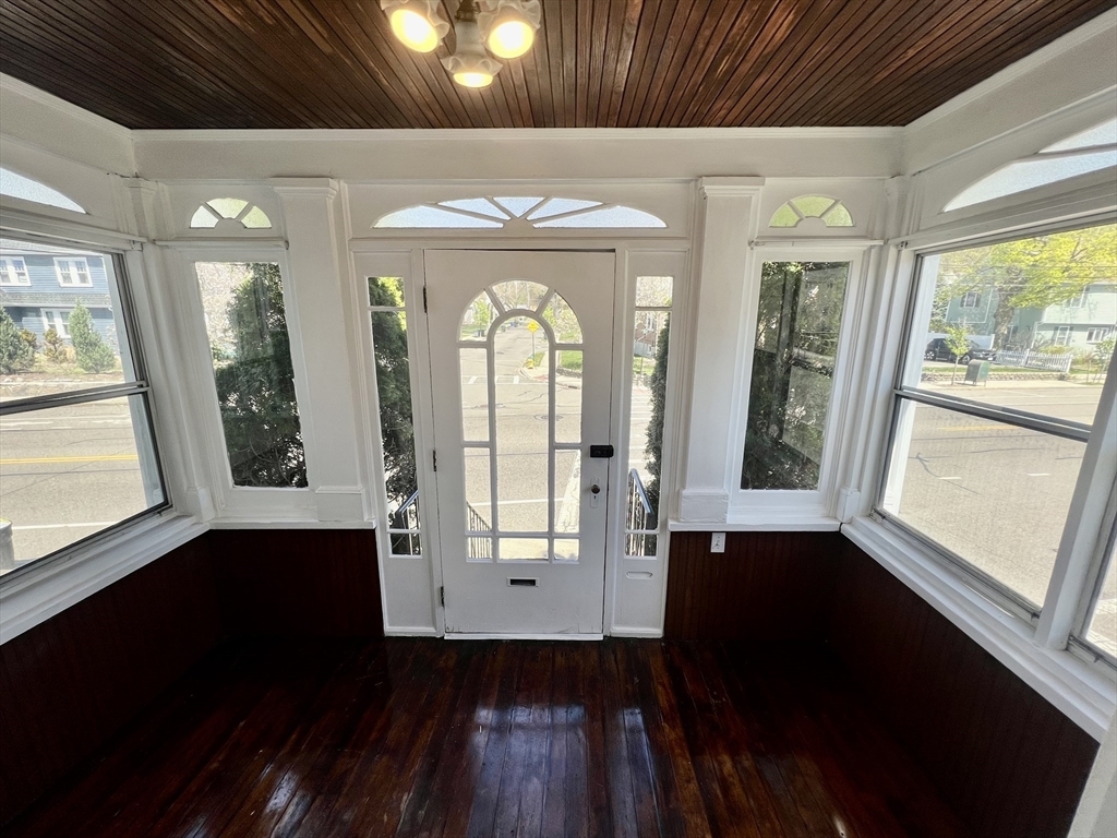 616 Adams St unit 1 – photo 2