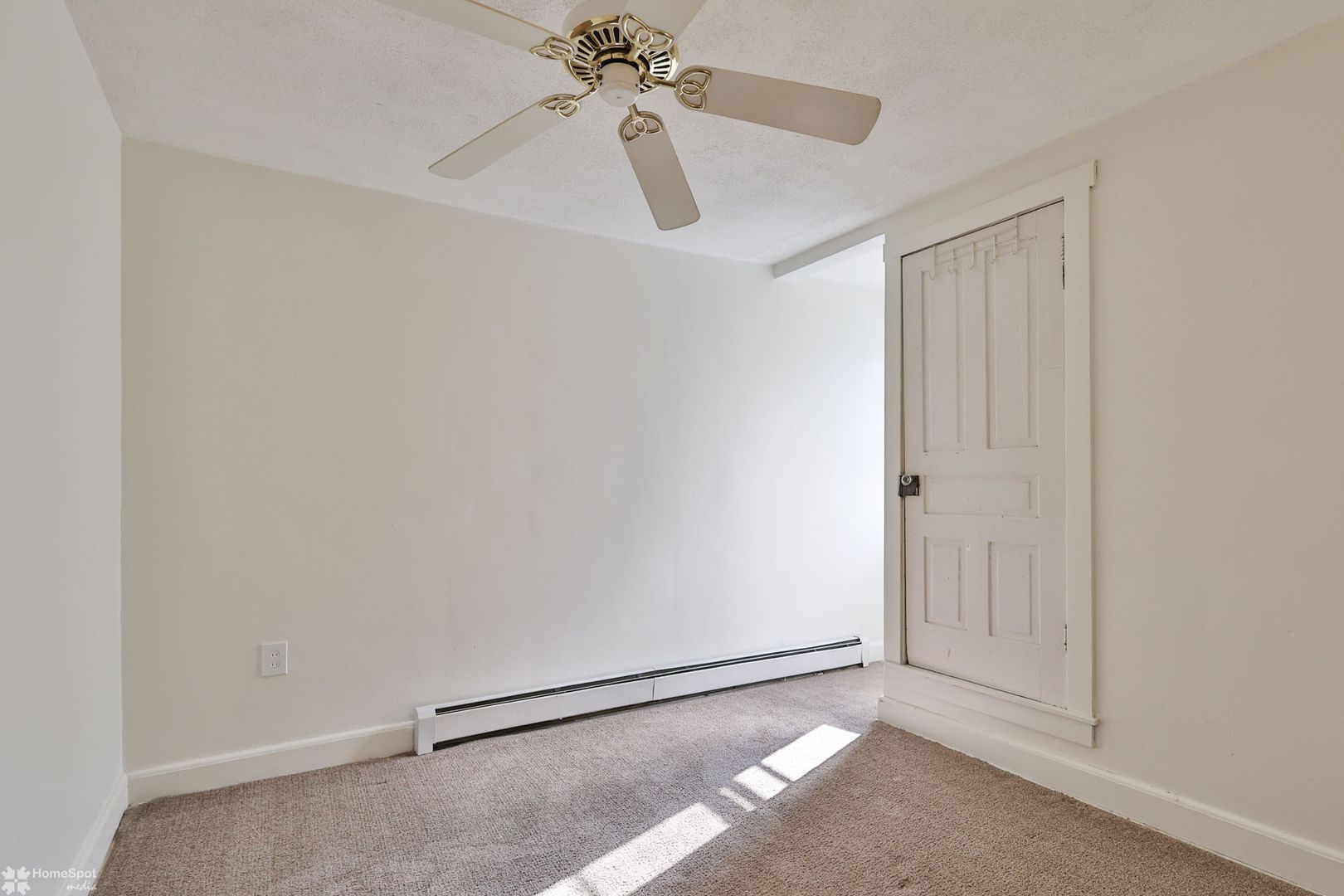 50 W Catawissa St unit 50-2 W Catawissa St – photo 2