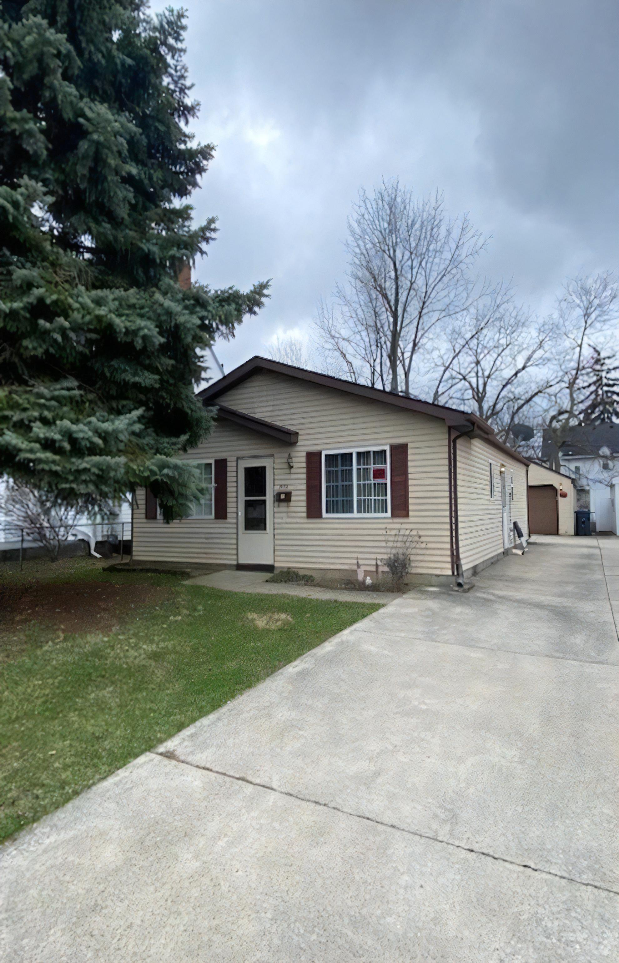 2924 117th St – photo 2