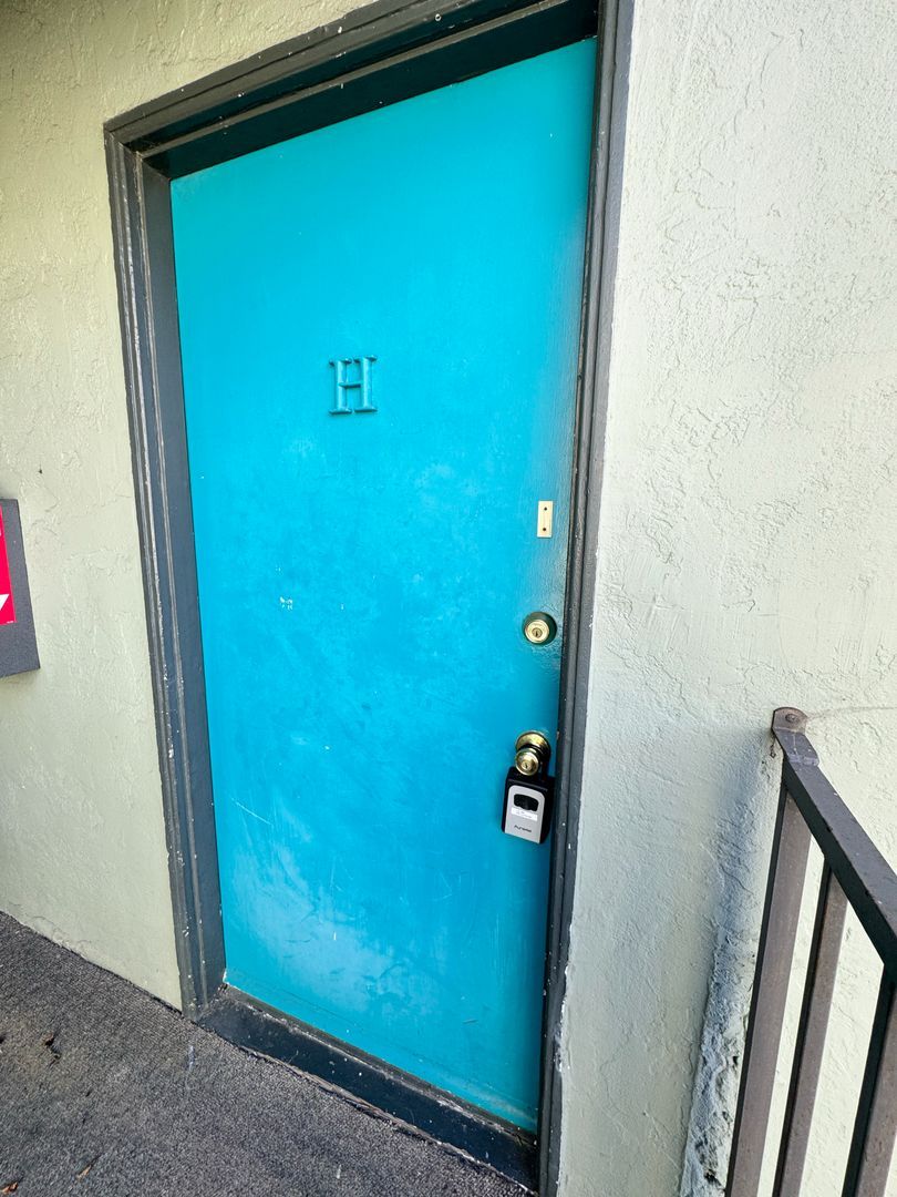 225 Belmont Ave unit Unit H – photo 2