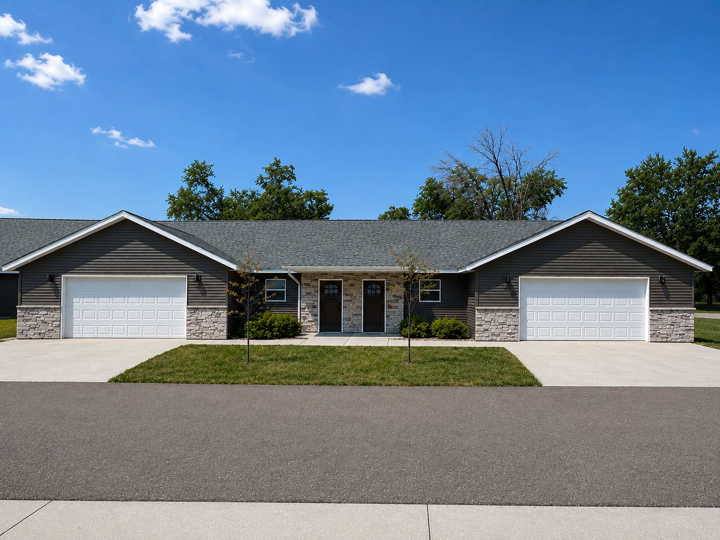 2485 Chestnut Dr – photo 1