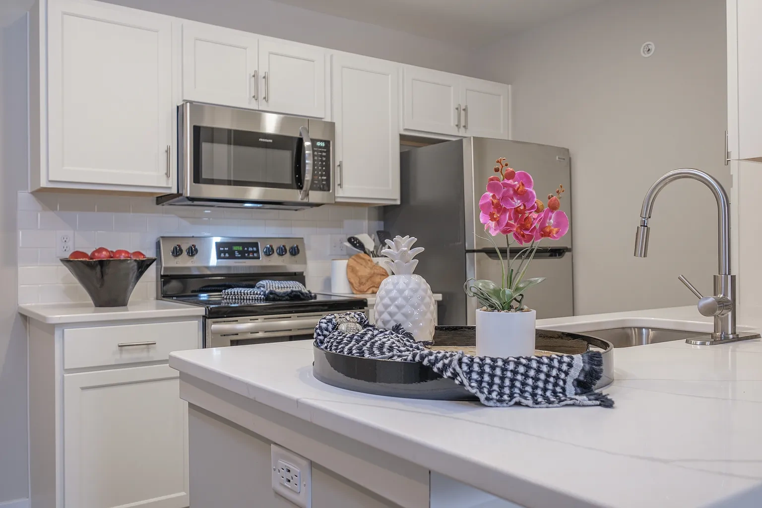 Saw Mill Village Apartments – photo 3