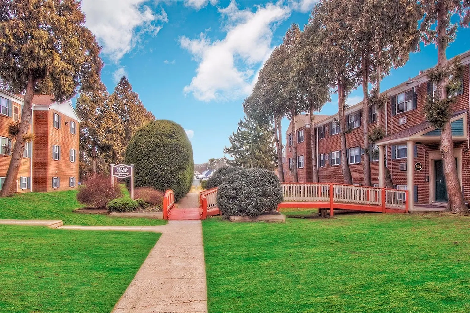 Lavana Falls Apartments – photo 4