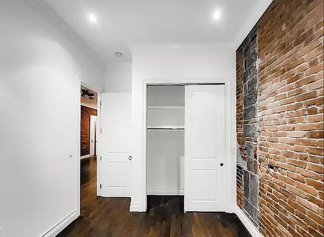 350 3rd Ave – photo 5