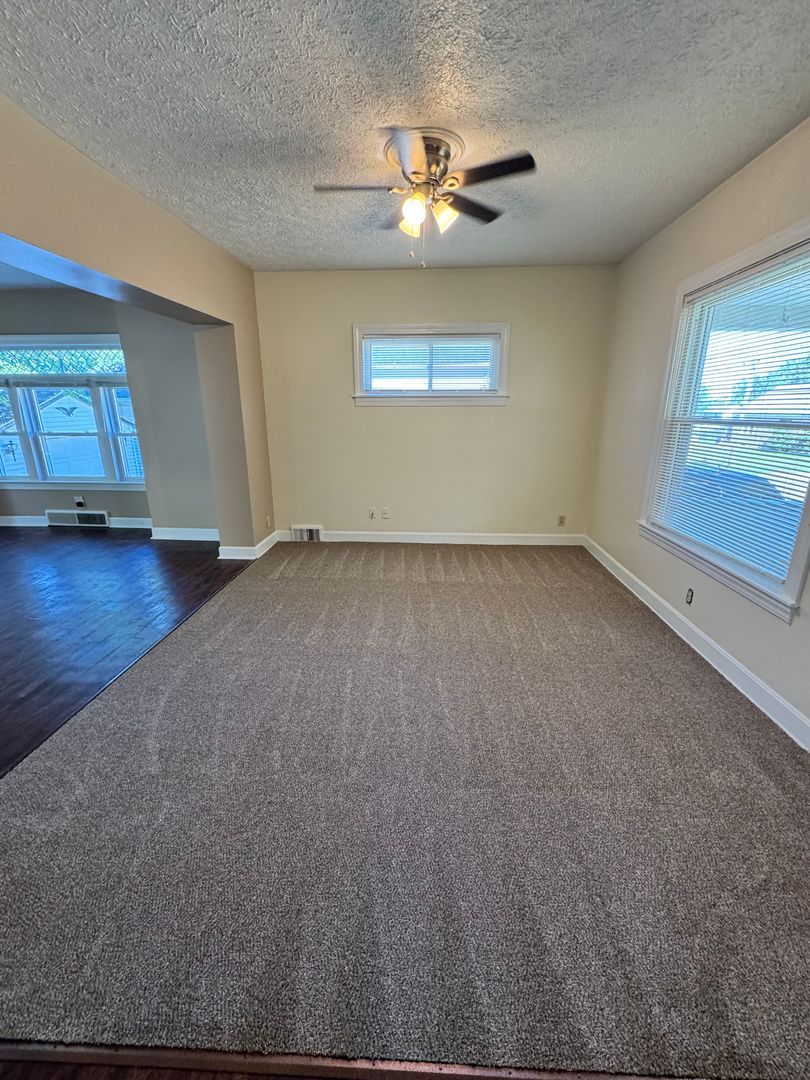 119 Olive St – photo 4