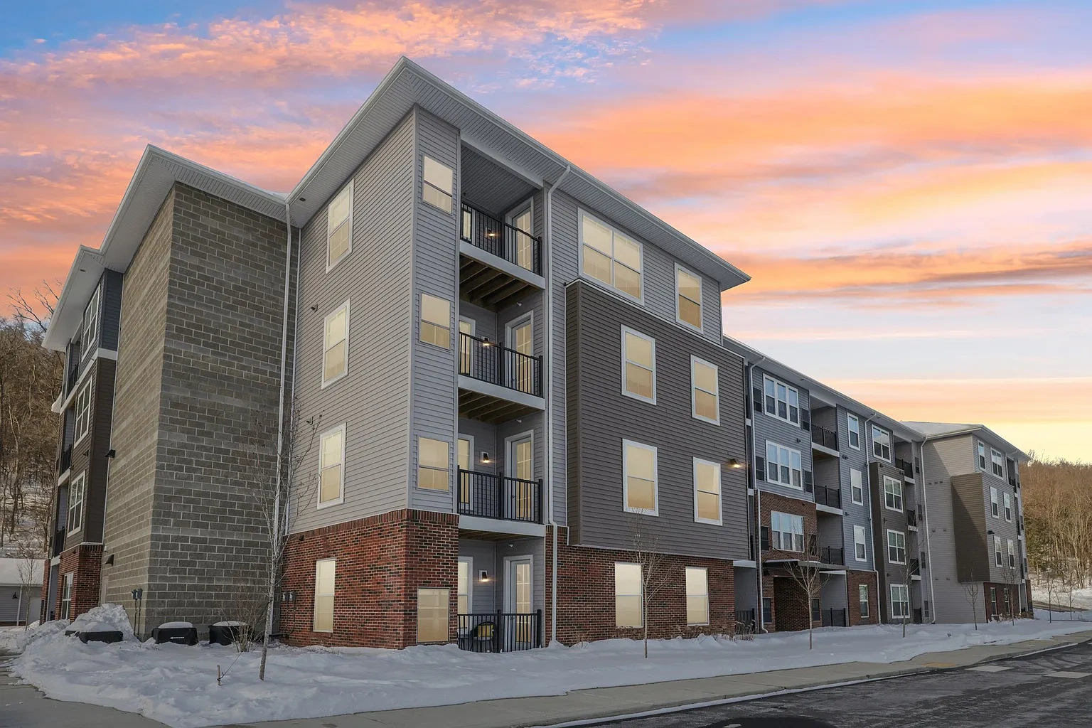 Berkshire Apartments – photo 2