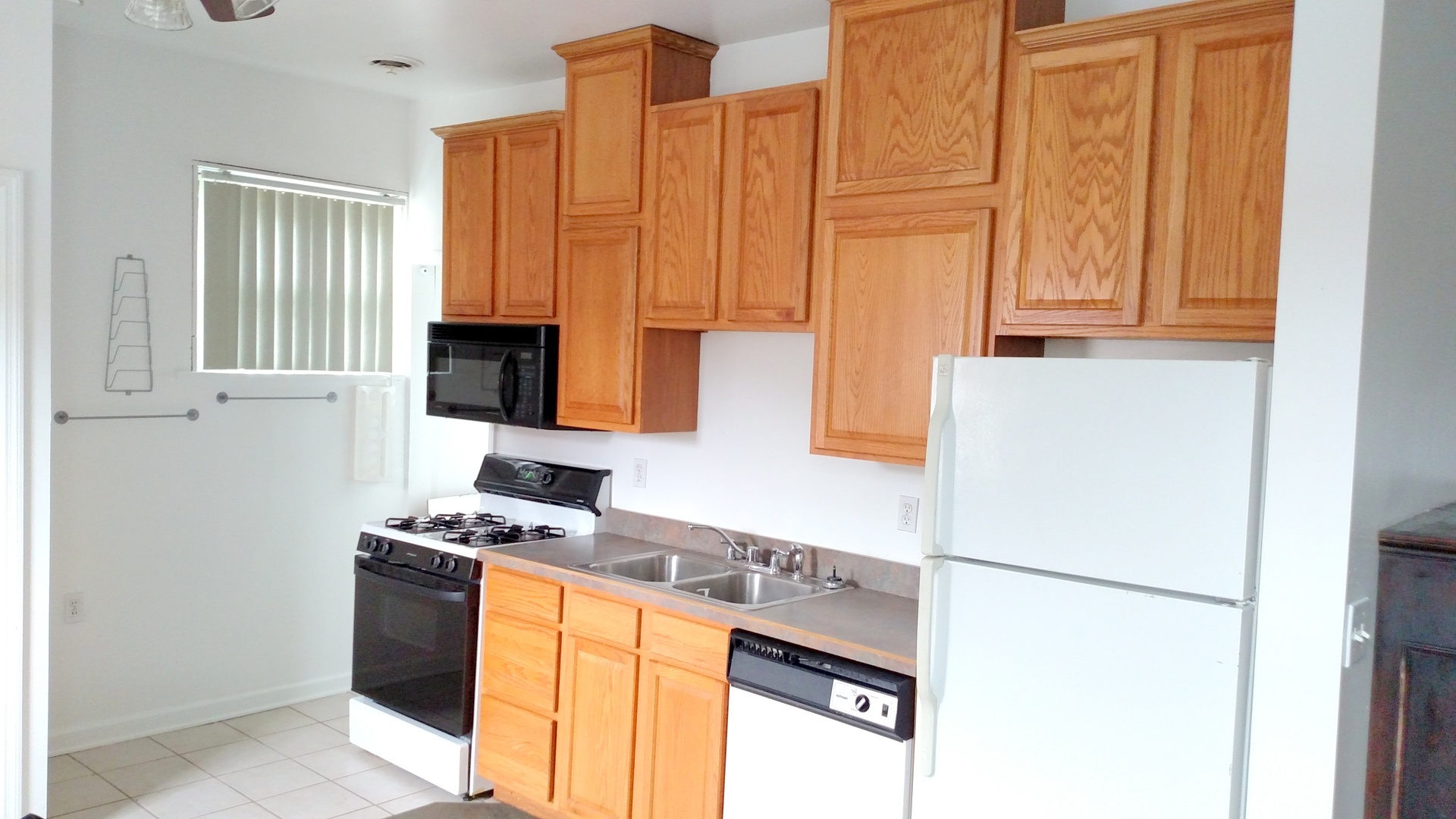 144 Wabash St unit Second Floor – photo 3