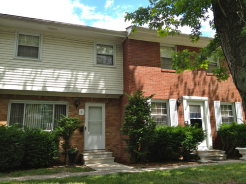 2731 Glendale Ave unit J – photo 1