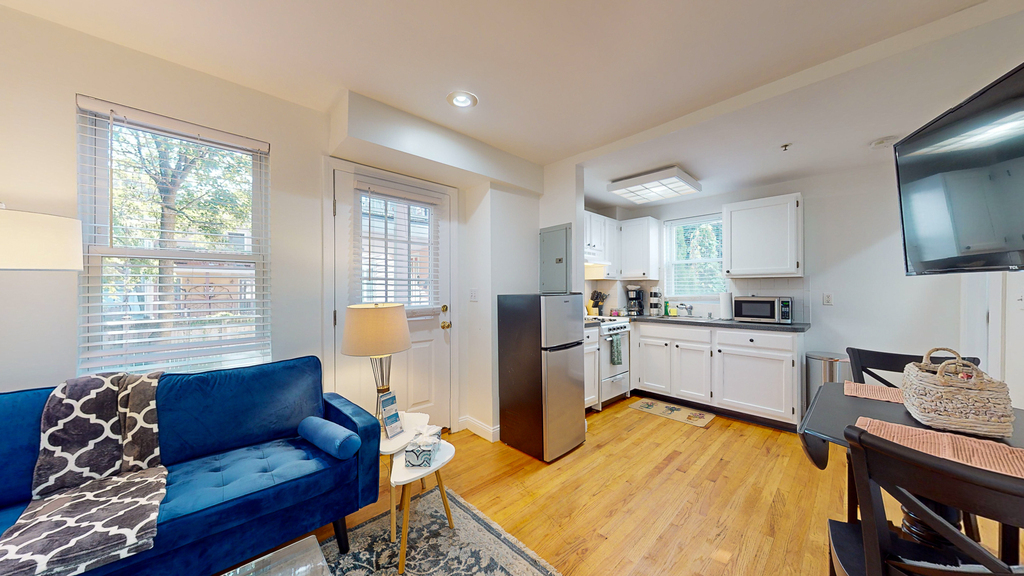 23 Jay St unit D – photo 3