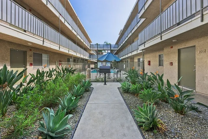 Kendall Brook Apartments – photo 3