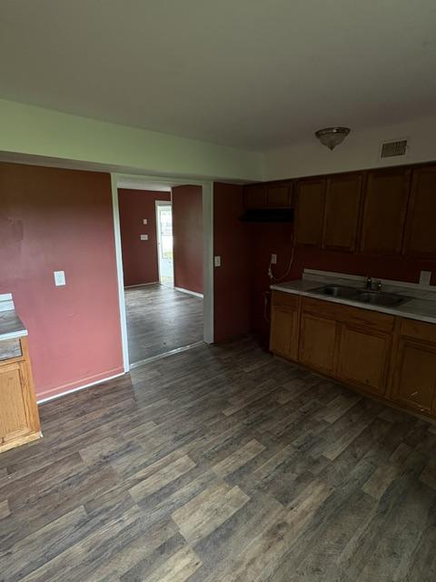 9000 Oak Ct – photo 3