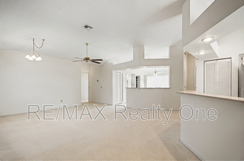 4210 N Mae W Way – photo 3