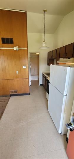 19 27th St NW unit 1 – photo 1
