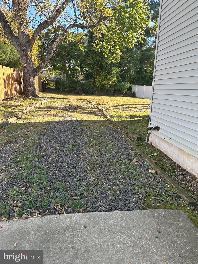 14 Williams St – photo 2