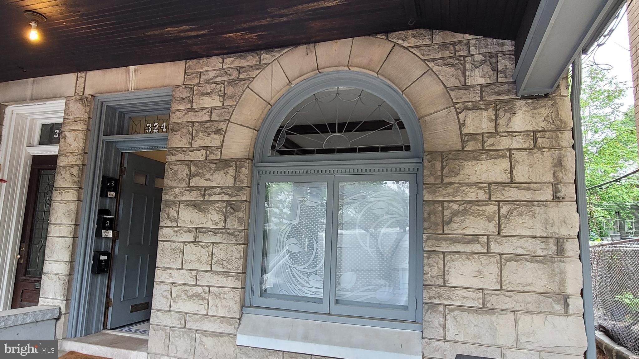 324 Spring St #3 – photo 3