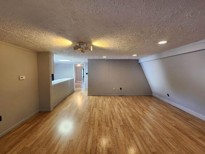 331 S Market St – photo 4