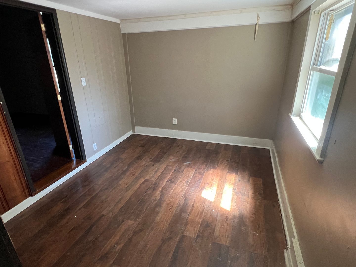 212 E Siebenthaler Ave – photo 4