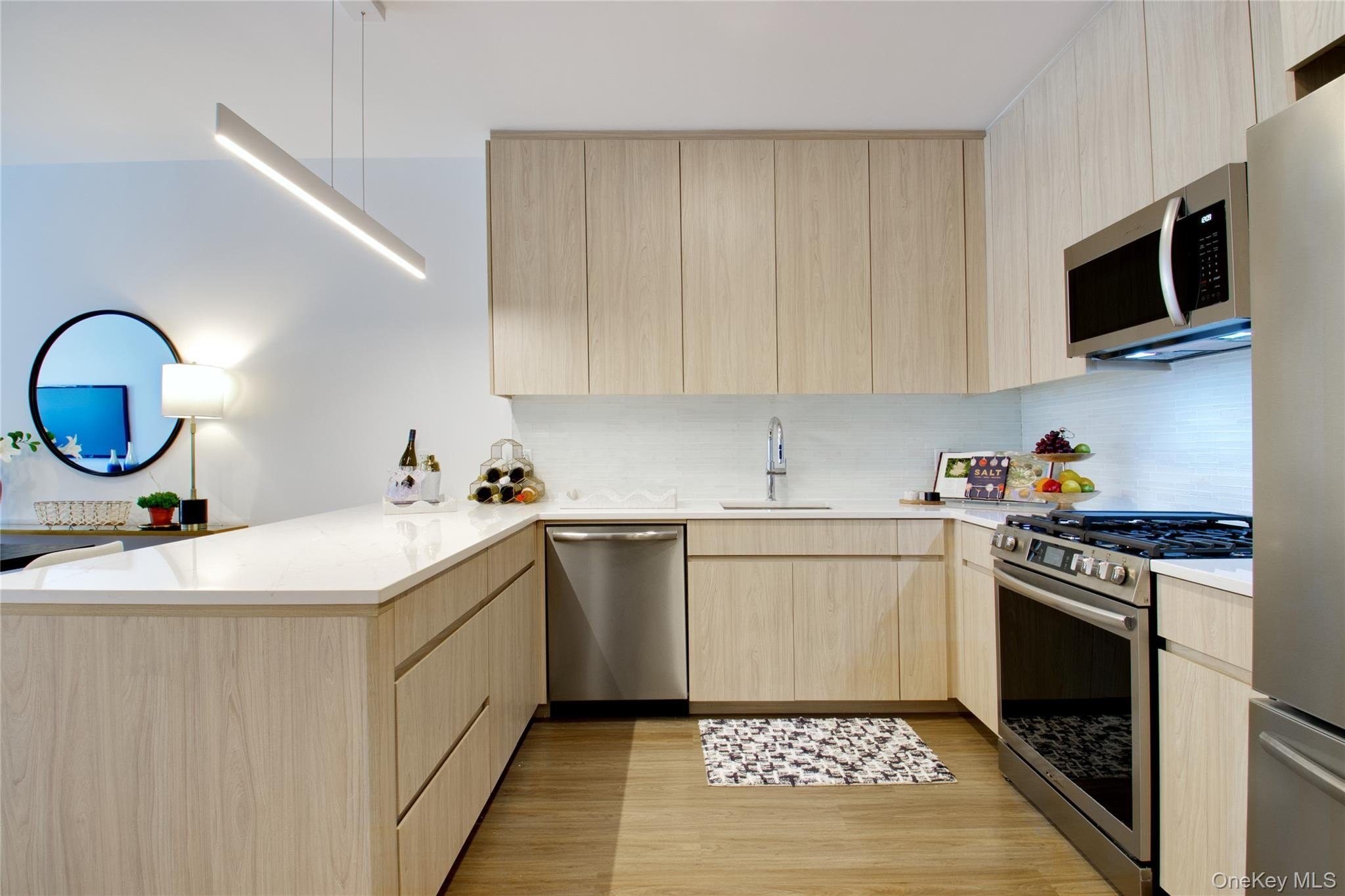 333 Warner Ave #105 – photo 2