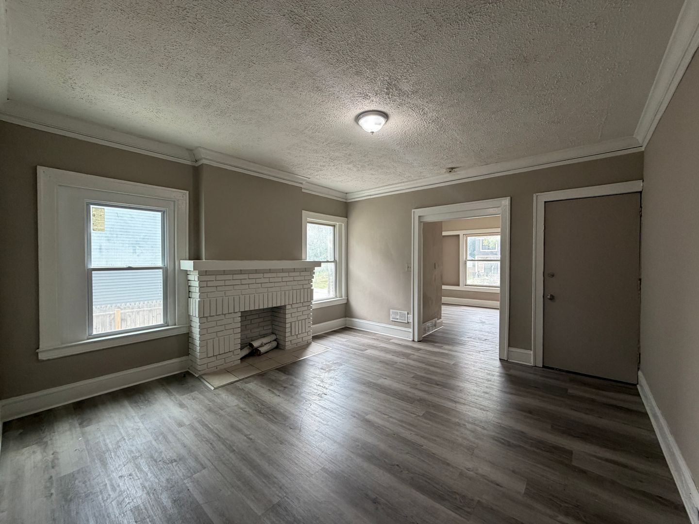10703 Lee Ave unit APT 1 – photo 5