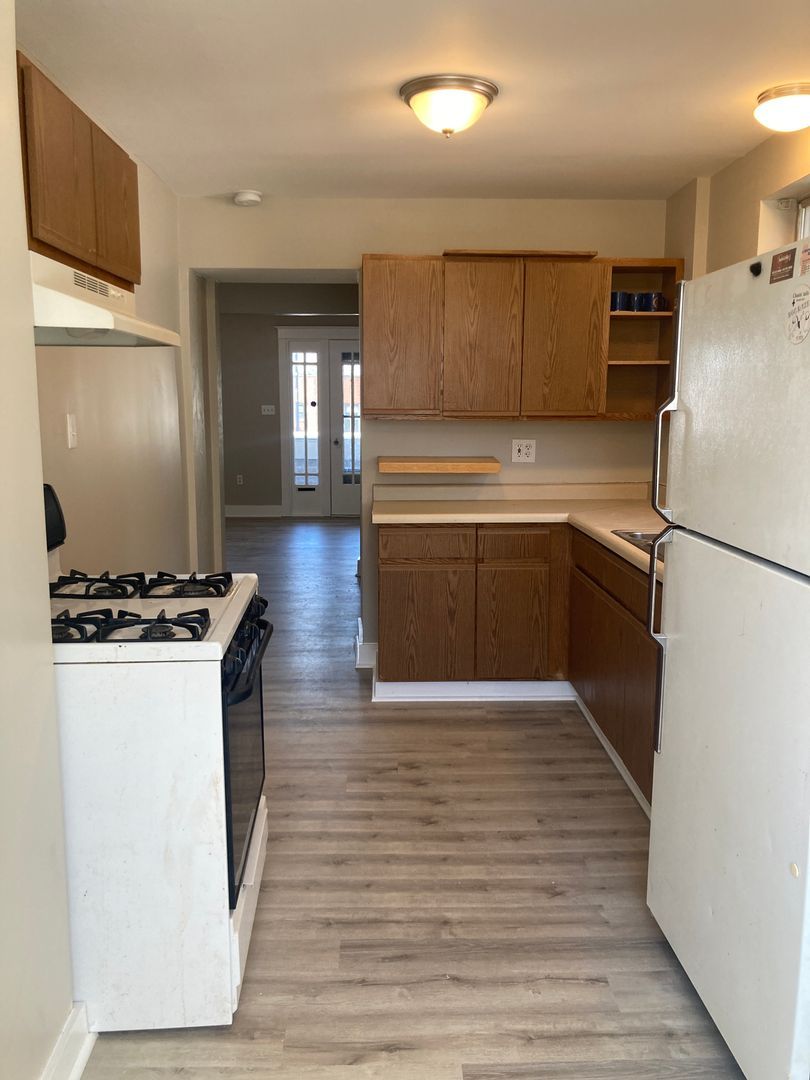 927 Brookline Blvd unit Unit 1 – photo 3