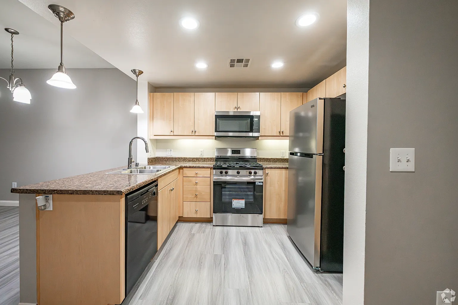 Metro 102 Apartments – Floor plan