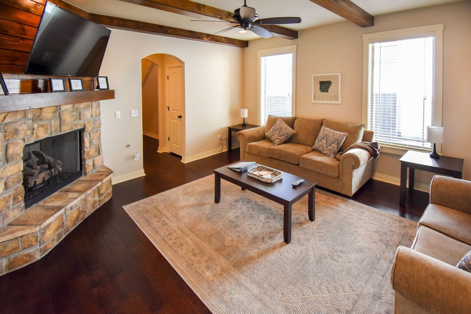 562 N Salem Rd – photo 4