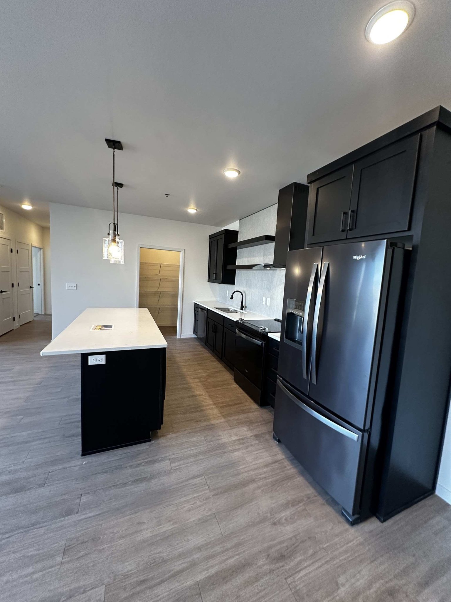 300 Main Ave unit 305 Furnished – photo 4