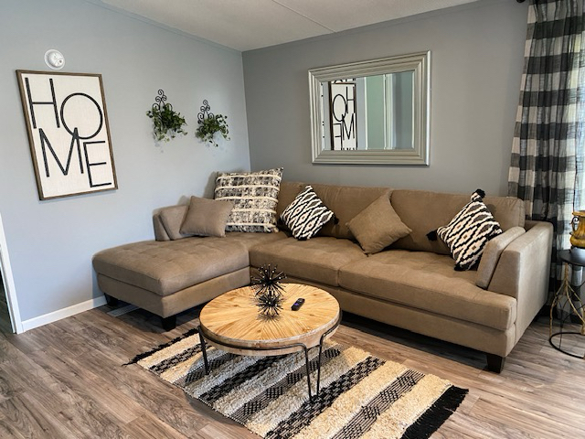 713 Diamond Loop – photo 2