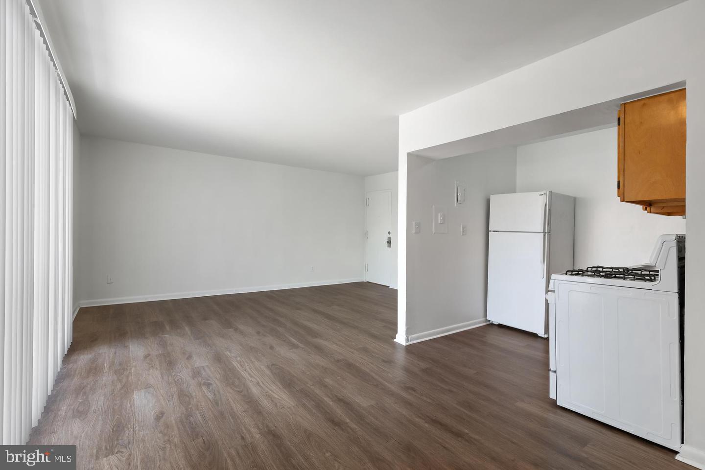 5124 Astor Pl SE unit 301 – photo 5
