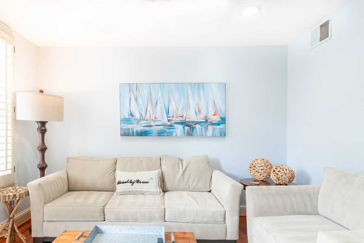 102 Charles St unit 1506218P – photo 2