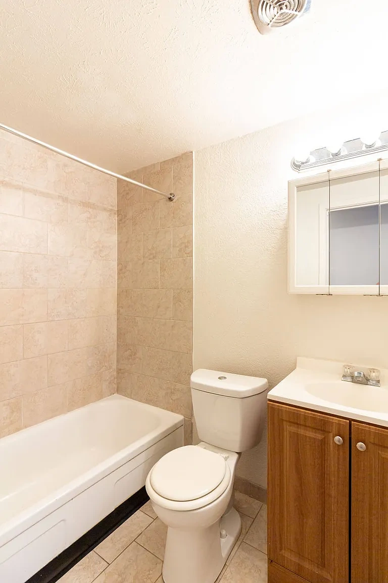 Emerald Overlook Apartments – photo 5