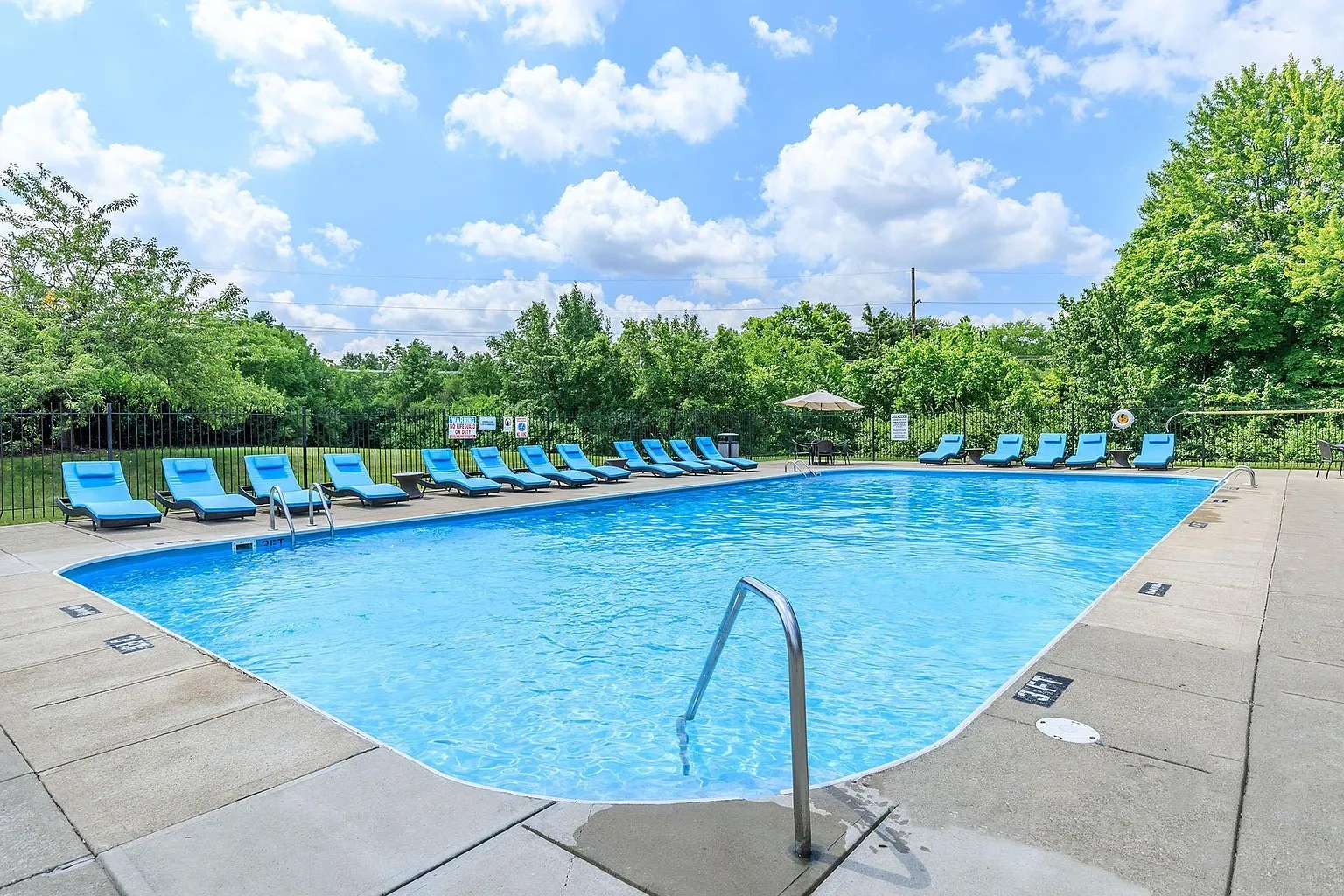Park Club Townhomes – photo 4