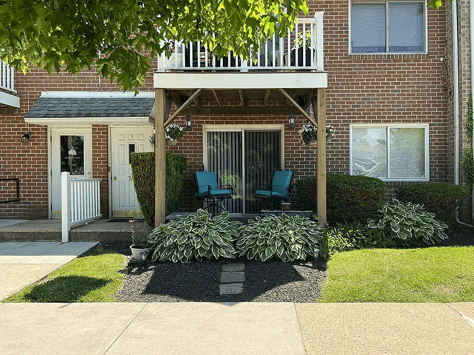 Springside Manor – photo 3