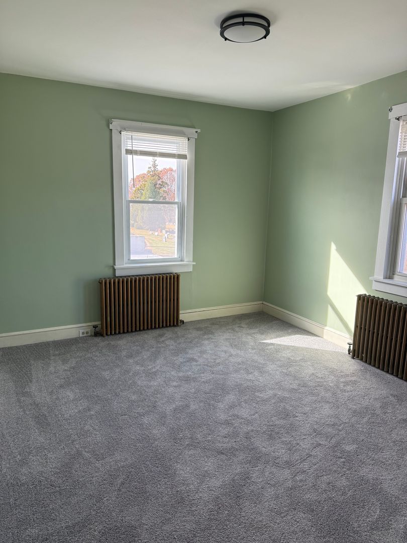 815 Grosstown Rd unit Apt 4 Rear upper level – photo 5
