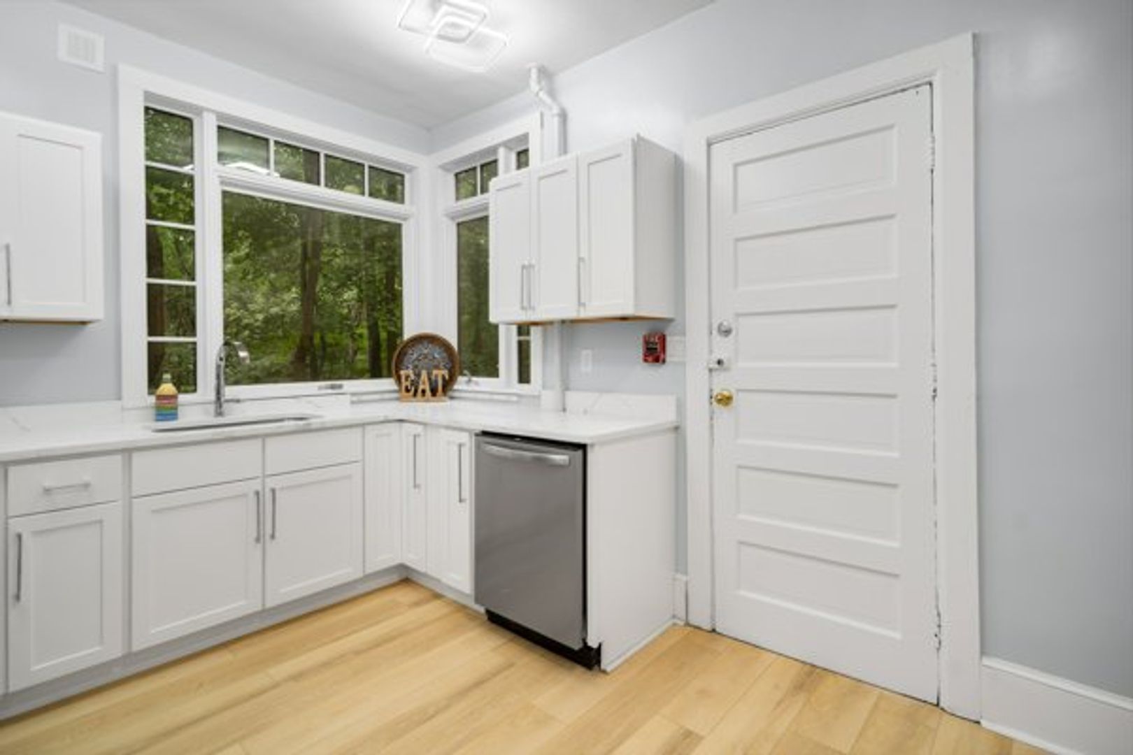 200 Highland Ave unit 200-1B – photo 3