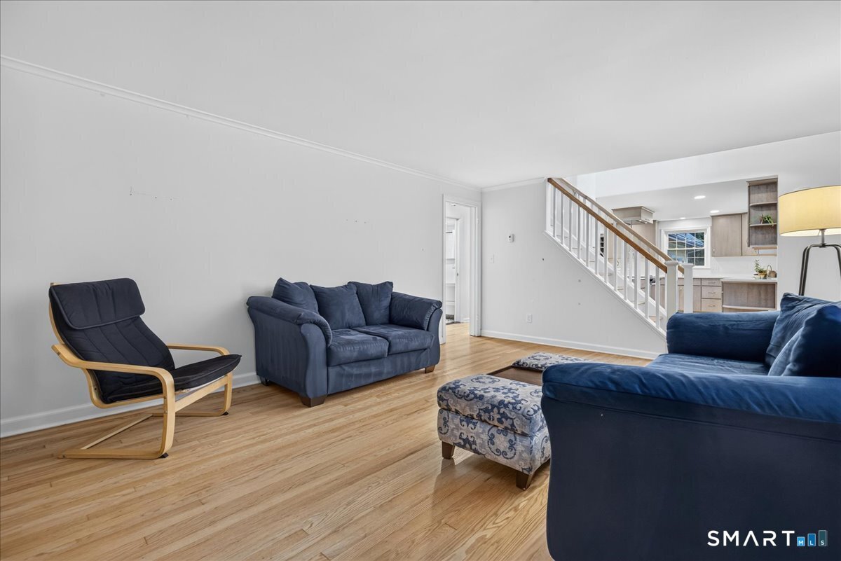 45 Richmond Ave – photo 2