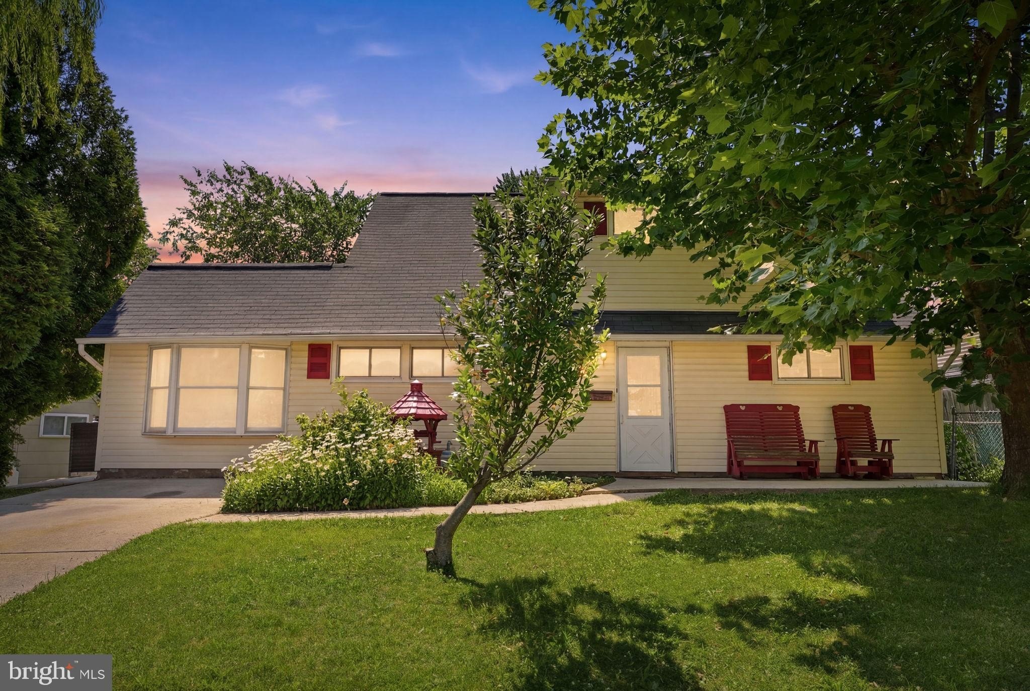 407 Holly Dr – photo 1
