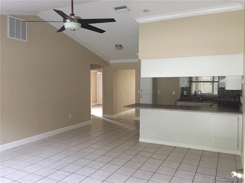 740 N Charles Ave – photo 3