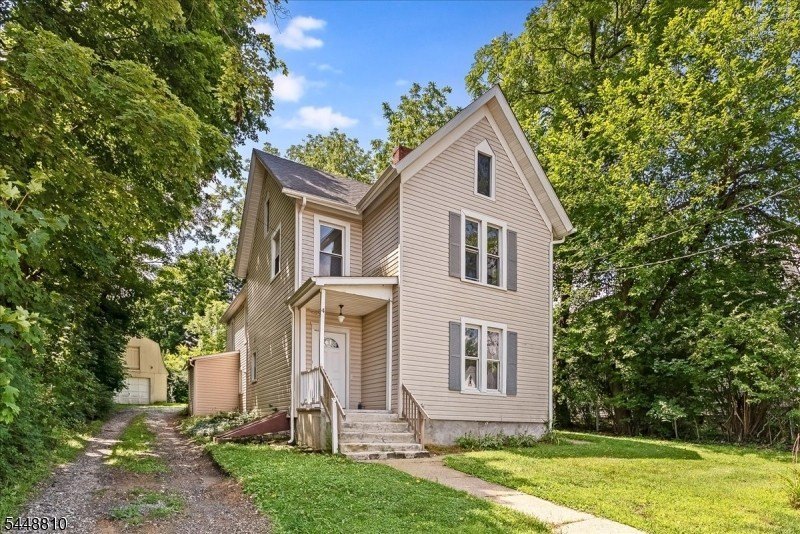 4 Maple St – photo 1