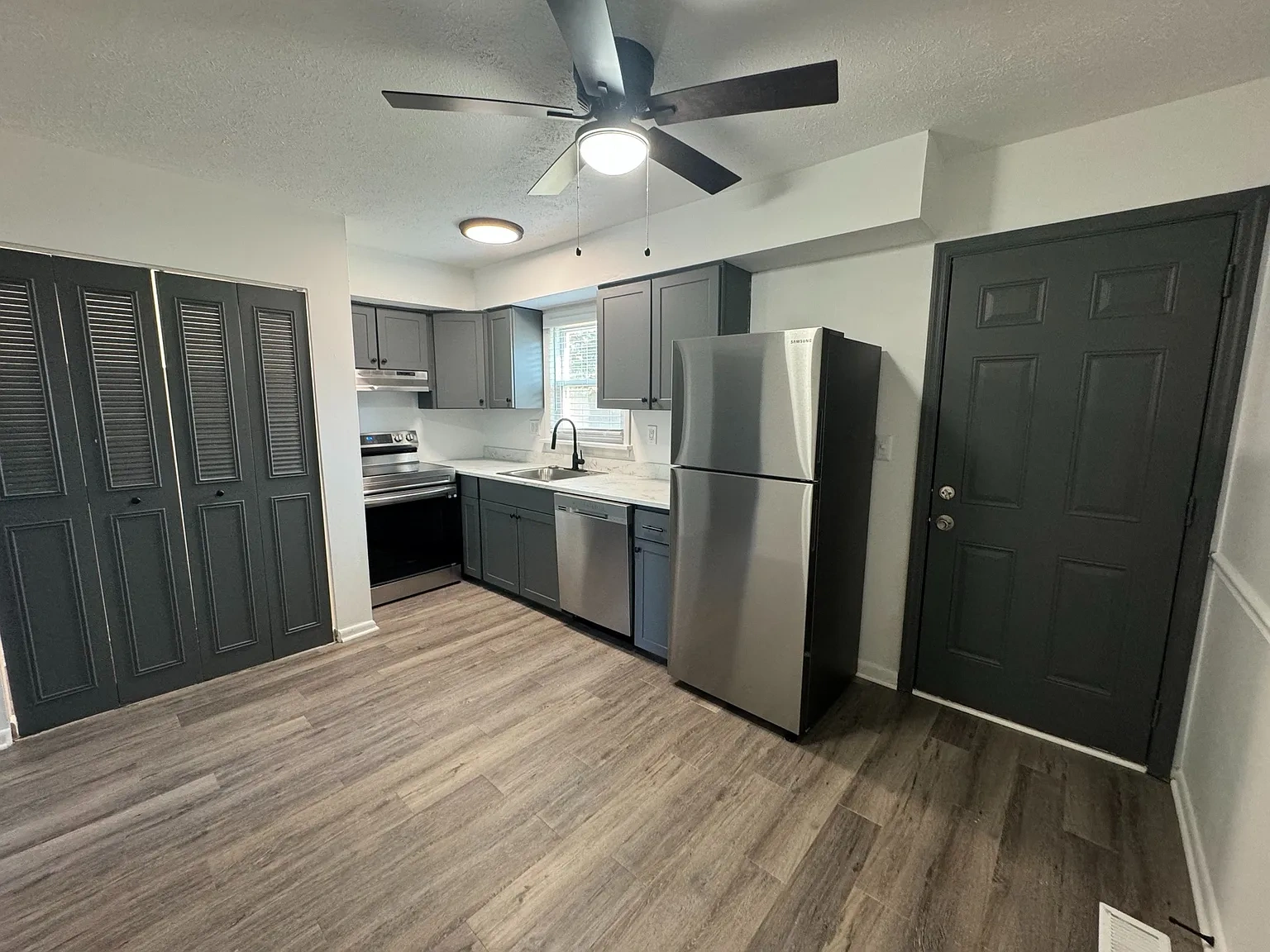 Hidden Creek Apartment Homes – photo 4
