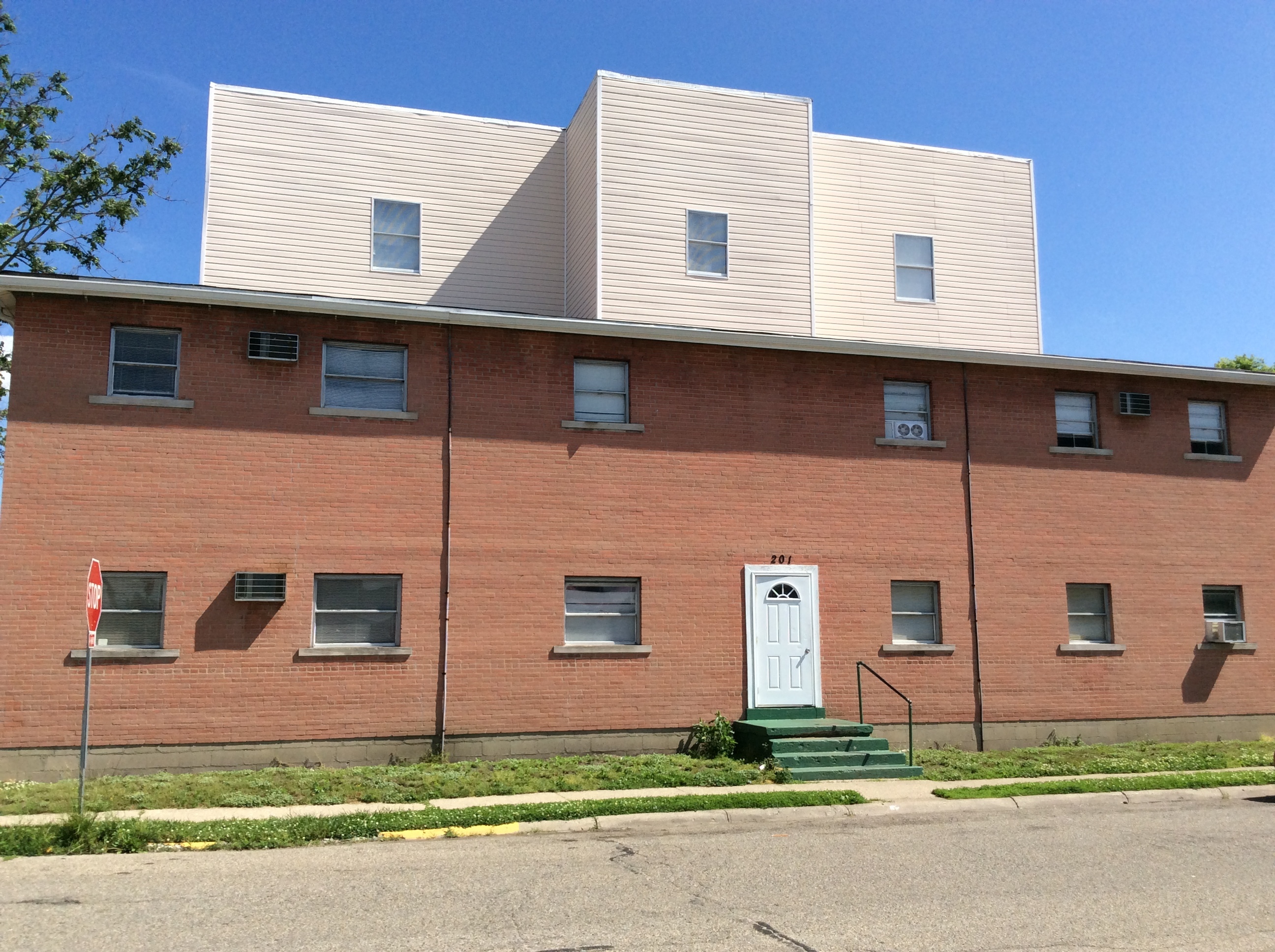 201 Park Ave unit 2 – photo 1