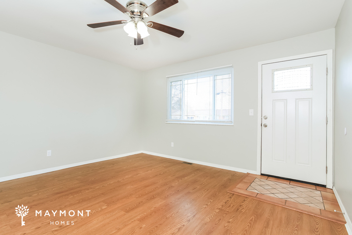 736 Marbea Dr – photo 3