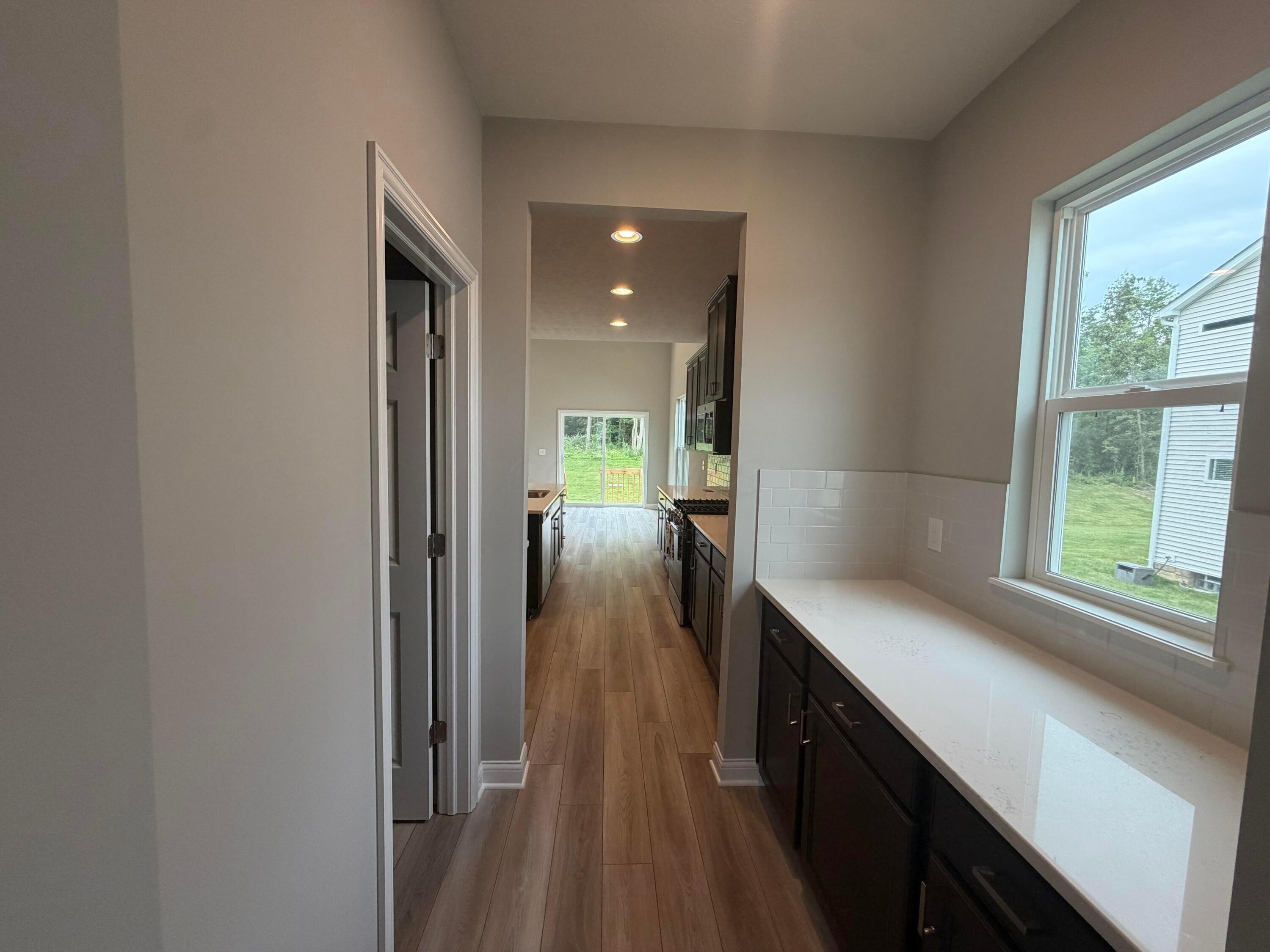 9630 Lennon Ln – photo 3