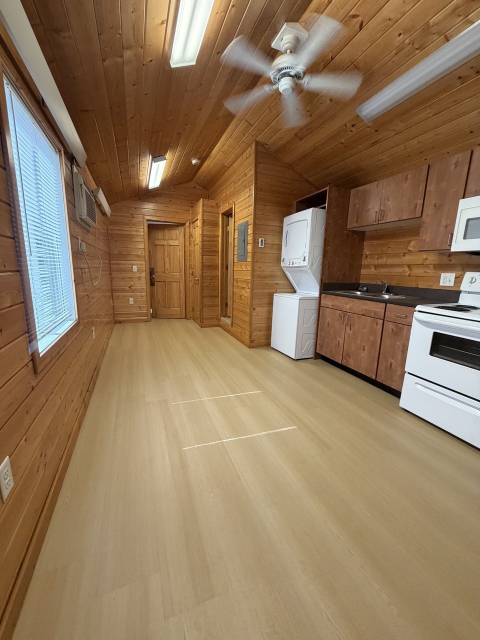 1190 N Palm Ave unit 332 – photo 2